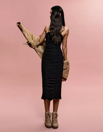 BERSHKA SERIES vestido midi fruncido Black