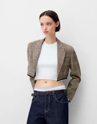Blazer crop con bajo deshilachado Brown
