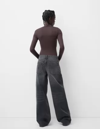 Body de manga larga con cuello alto Brown