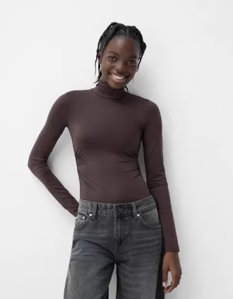 Body de manga larga con cuello alto Brown