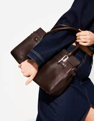 Bolso de mano Brown