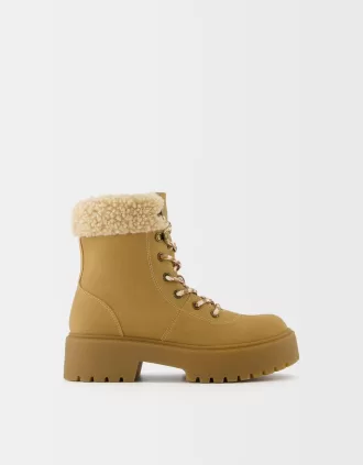 Botas de montaña de borreguillo TAUPE
