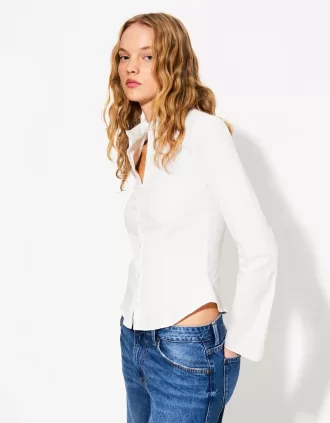 Camisa ajustada con mangas acampanadas White