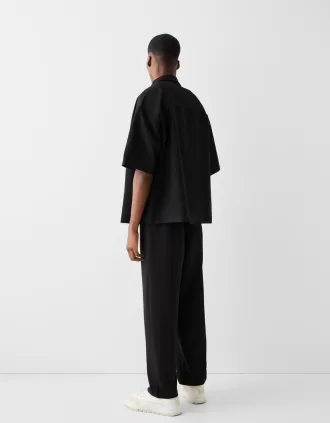 Camisa entallada de manga corta con corte boxy Black