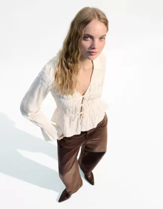 Camisa rustica con fruncido Cream