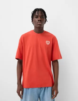 Camiseta bordada de manga corta de ajuste relajado Red