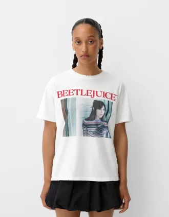 Camiseta con estampado Beershka x Beetlejuice White