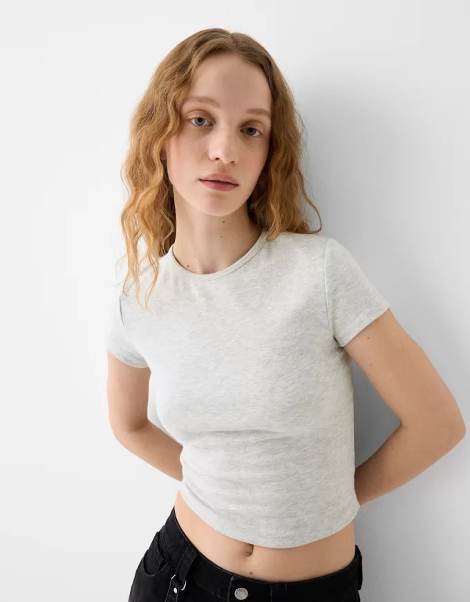 Camiseta de manga corta con cuello redondo Grey