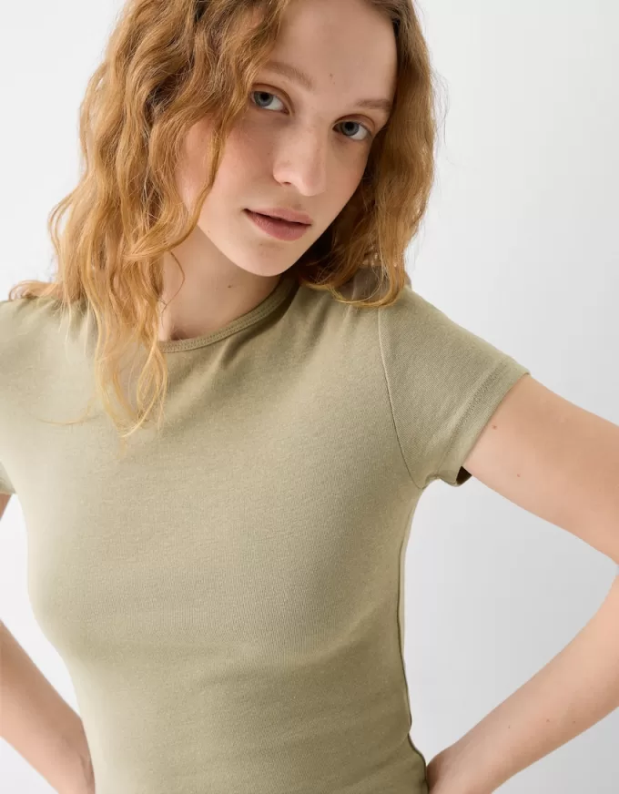 Camiseta de manga corta con cuello redondo Khaki