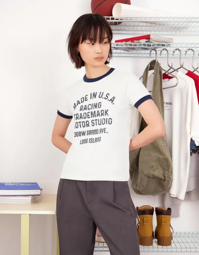 Camiseta de manga corta con estampado en contraste Off white