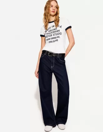 Camiseta de manga corta con estampado en contraste Off white