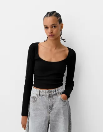Camiseta de manga larga con laterales fruncidos Black