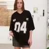 Camiseta estampada con cuello en V y manga corta Black