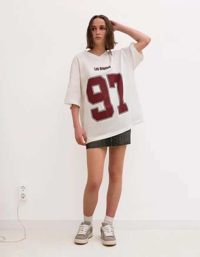 Camiseta estampada con cuello en V y manga corta Off white