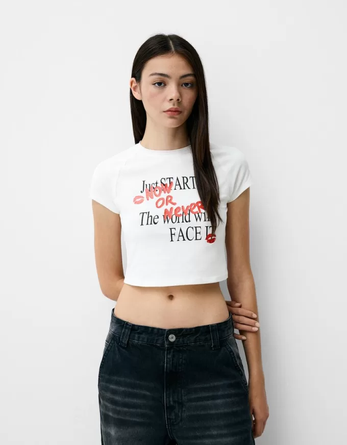 Camiseta estampada con manga corta raglán Cream