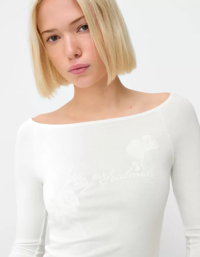 Camiseta manga larga cuello barco bordado Off white