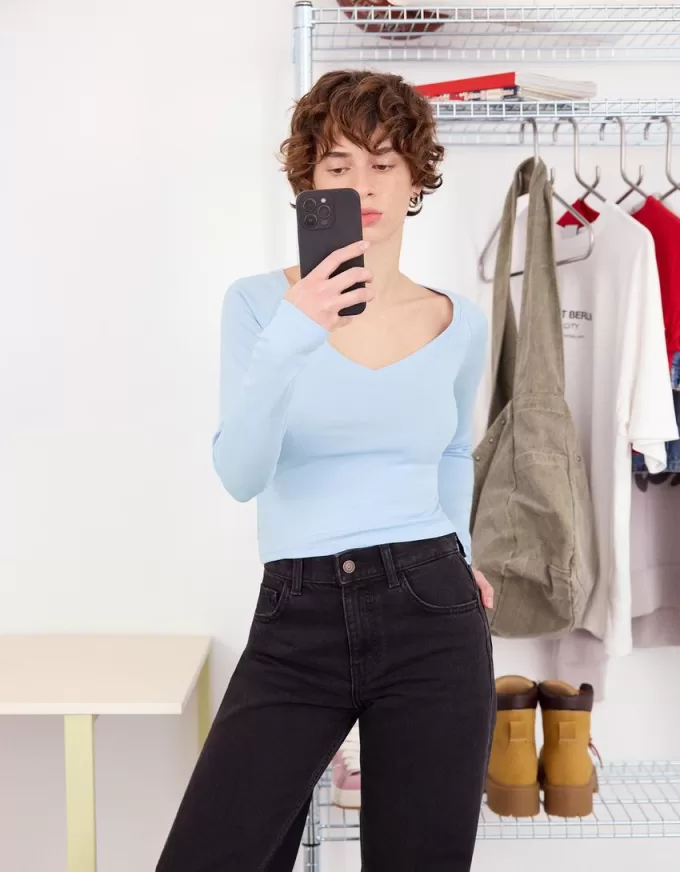 Camiseta manga larga cuello pico Light blue