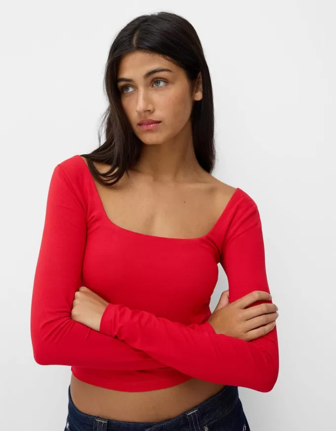 Camiseta manga larga escote cuadrado Red