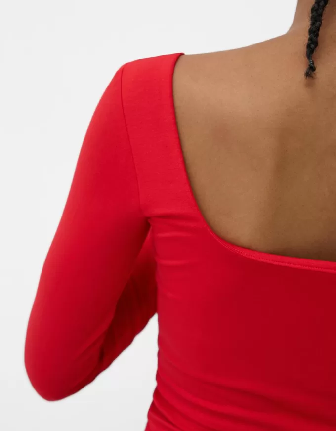 Camiseta manga larga escote cuadrado Red