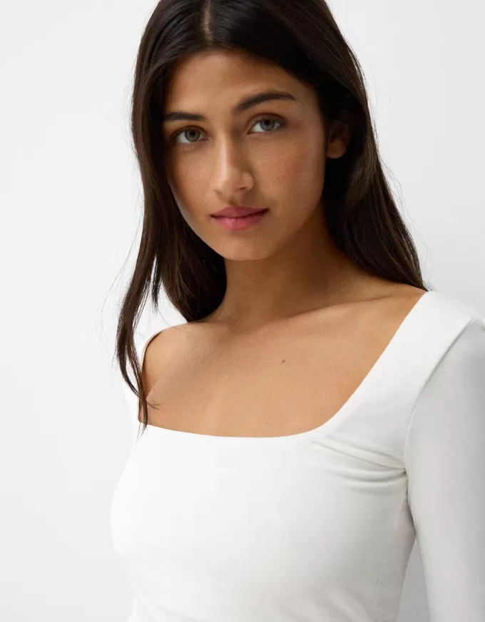 Camiseta manga larga escote cuadrado Off white