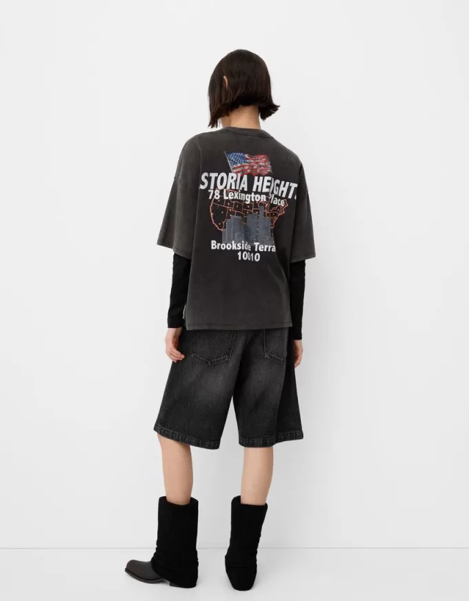 Camiseta oversize estampada de manga corta Grey
