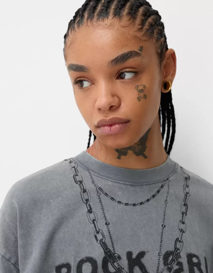 Camiseta oversize estampada de manga corta Grey