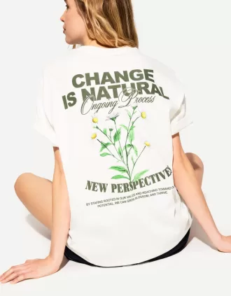 Camiseta oversize estampada de manga corta Cream