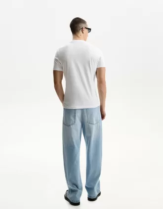Camiseta regular manga corta White