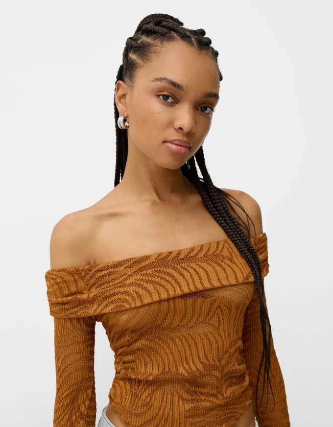 Camiseta rústica escote Bardot manga larga Light Brown