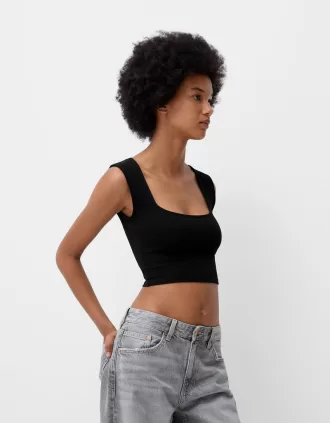 Camiseta sin mangas con escote cuadrado Black