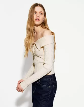 Cárdigan Bardot de punto trenzado con cremallera Cream