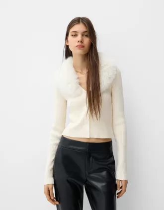 Cárdigan con cuello de pico y pelo sintético White