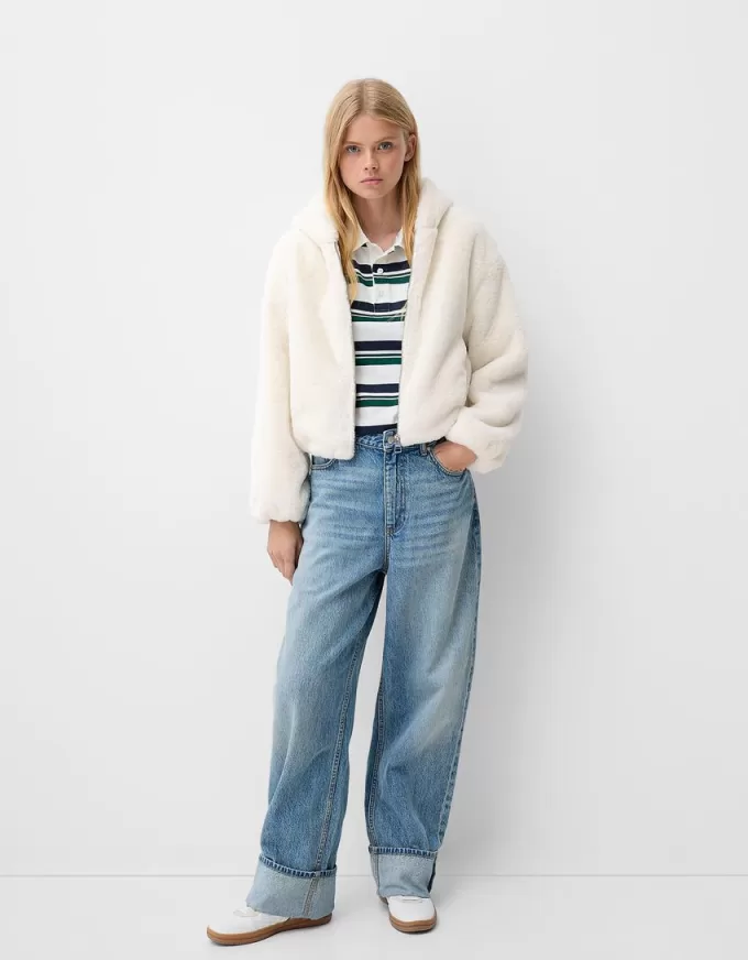 Chaqueta acolchada con capucha de pelo sintético Off white