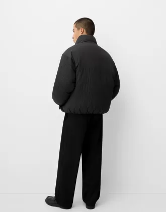 Chaqueta acolchada plisada Black