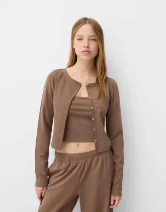 Chaqueta con top y botones. Camel