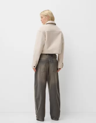 Chaqueta corta suave Cream