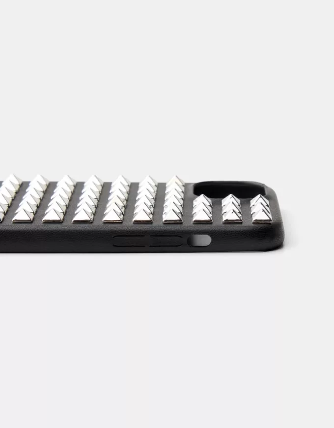 Funda para iPhone con tachuelas Silver