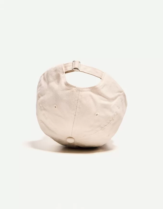 Gorra bordada Cream Gorra bordada Cream
