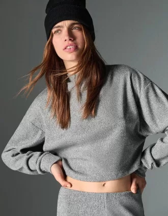 Jersey canalé cuello alto tacto suave Grey