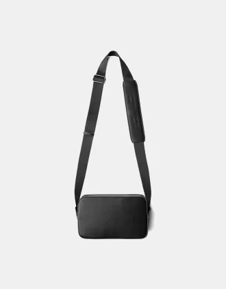 Minaudière bandolera rígida Black