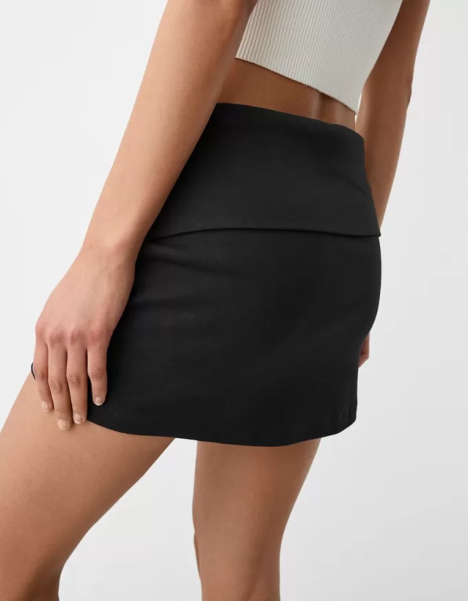 Minifalda con pliegues en la cintura Black