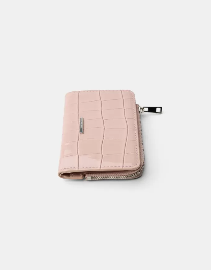 Monedero con estampado animal efecto charol grabado Pink