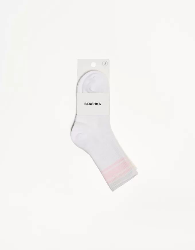 Pack de 3 pares de calcetines deportivos. White Pack de 3 pares de calcetines deportivos. White