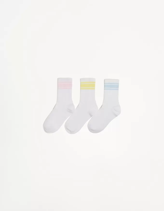 Pack de 3 pares de calcetines deportivos. White Pack de 3 pares de calcetines deportivos. White