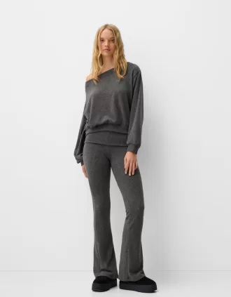 Pantalón acampanado de tacto suave con cintura doblada Dark grey