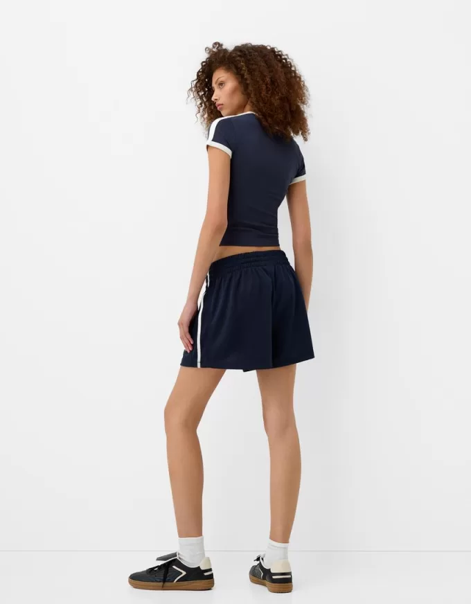Pantalón corto retro con raya lateral Navy