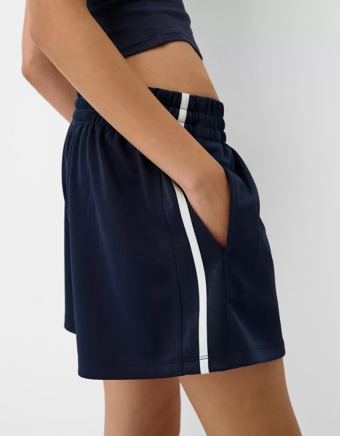 Pantalón corto retro con raya lateral Navy
