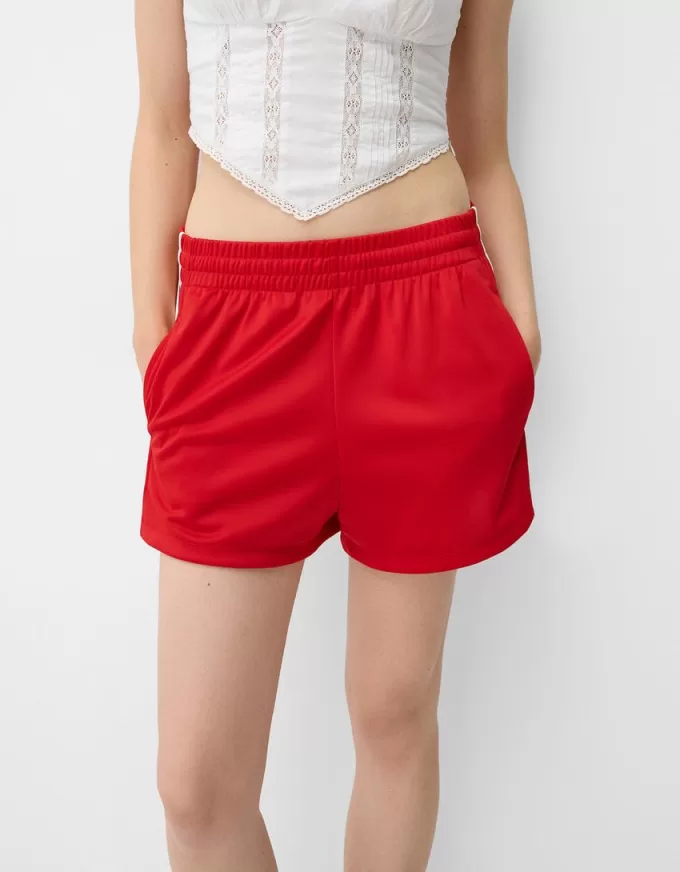 Pantalón corto retro con raya lateral Red