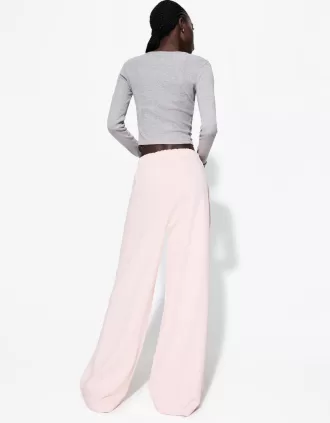 Pantalón de felpa con costuras laterales. Pink