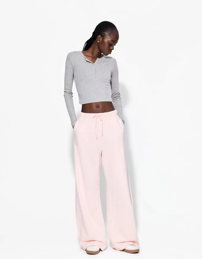 Pantalón de felpa con costuras laterales. Pink